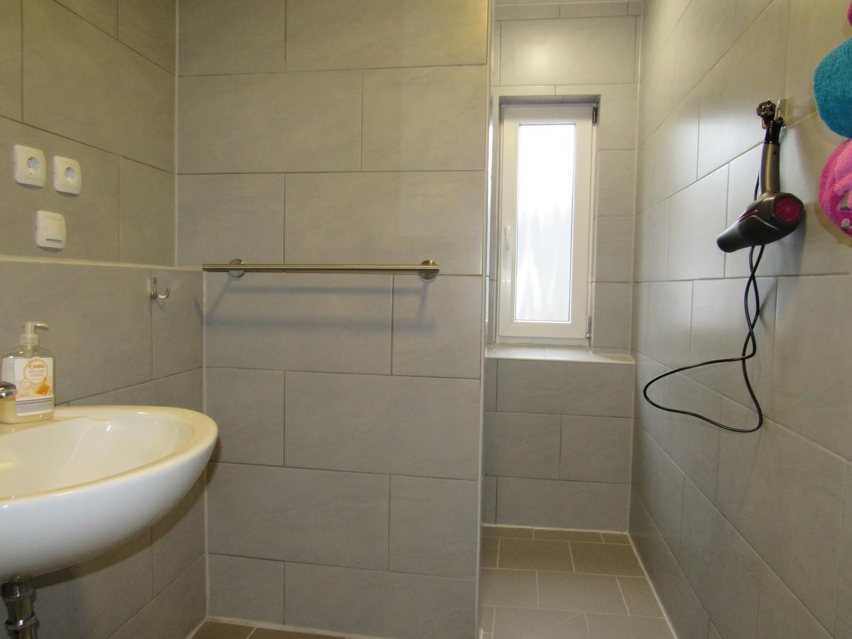 Ferienapartments Am Dorfplatz Langscheid  Eksteriør bilde