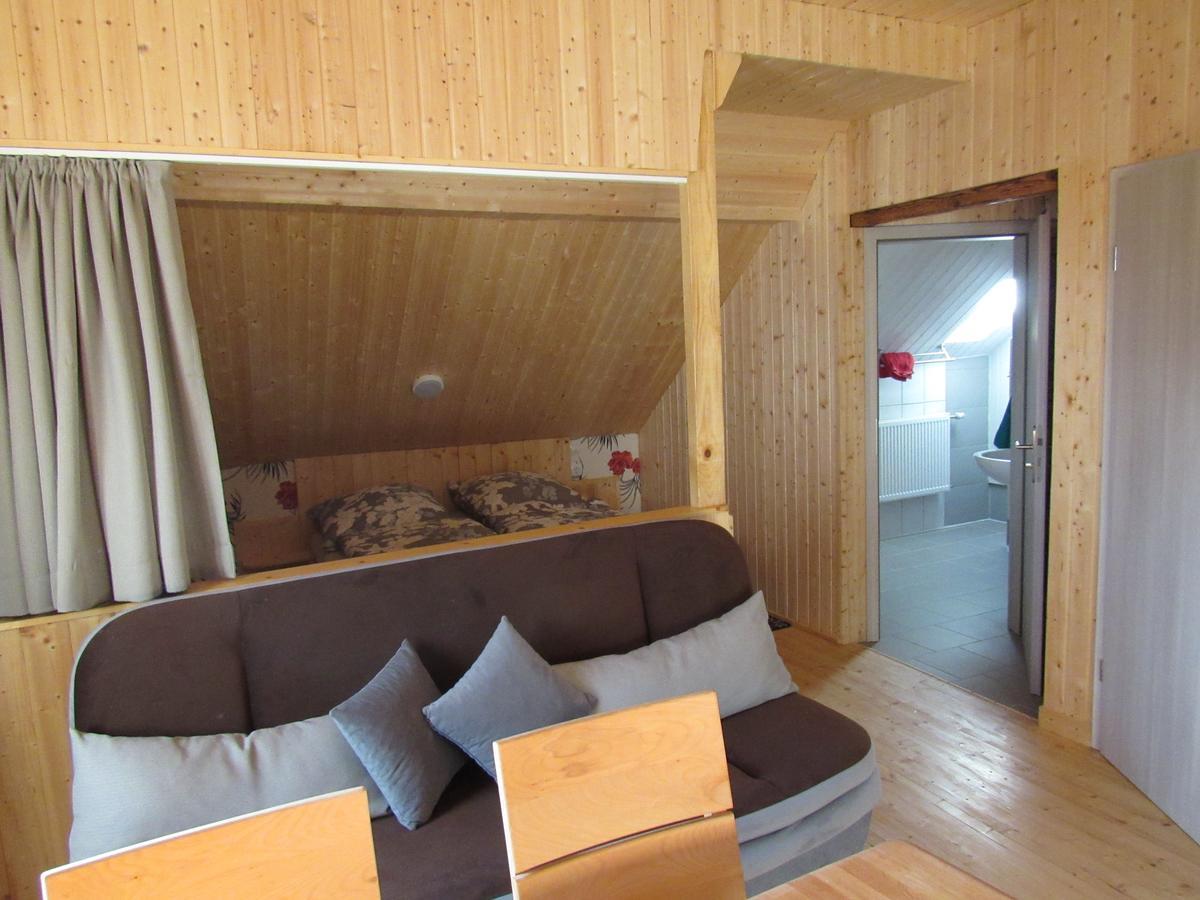 Ferienapartments Am Dorfplatz Langscheid  Eksteriør bilde
